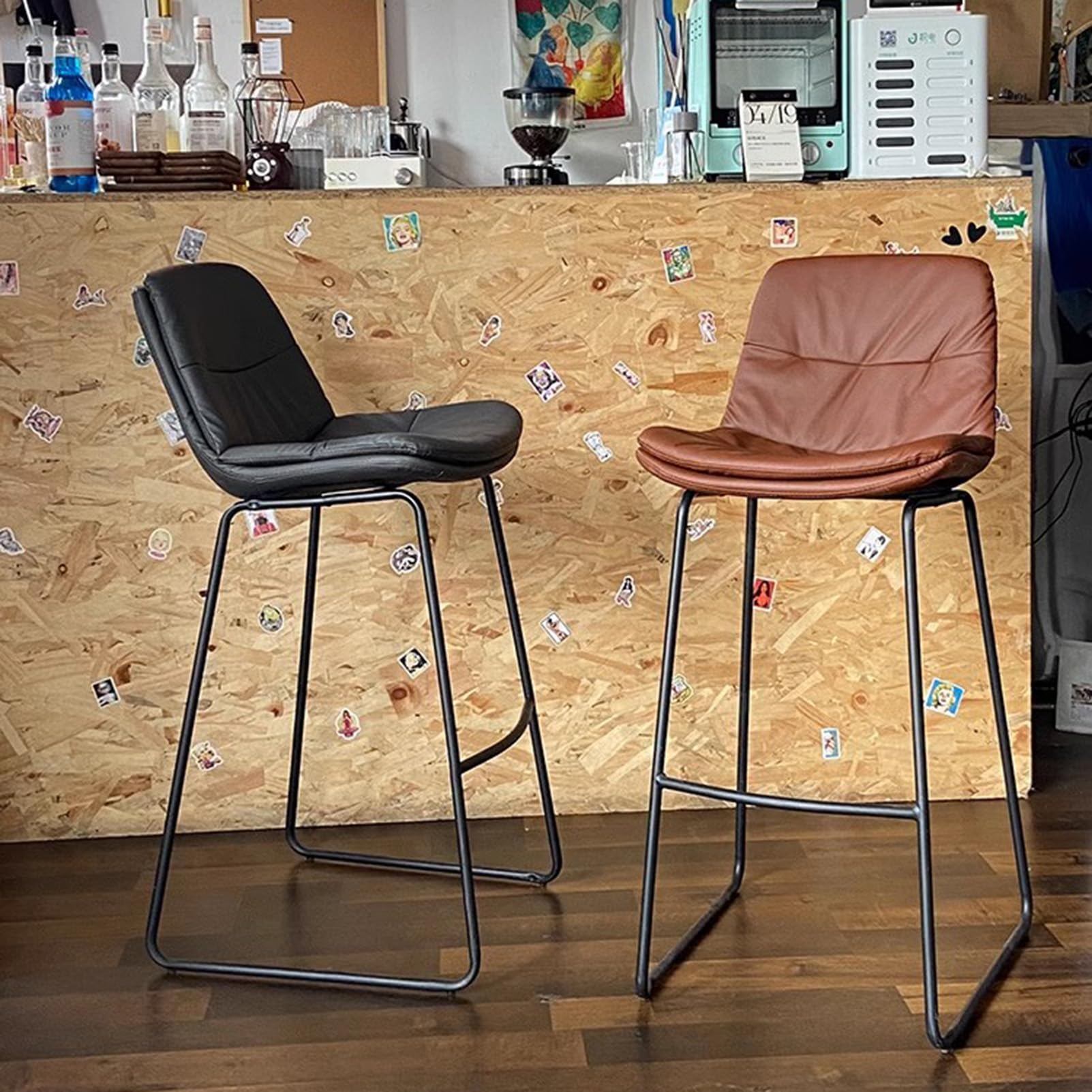 Amazon｜フェイクレザーバースツール2個セット、背もたれと